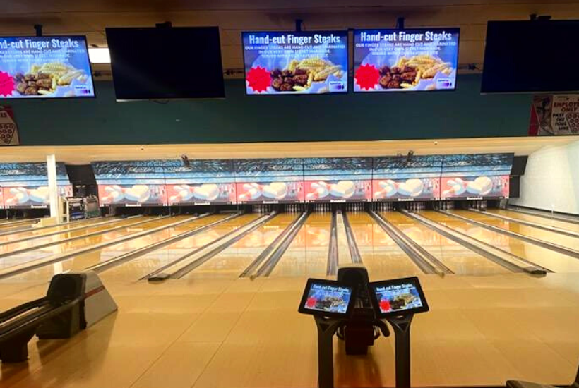 Click Big Deals - FAMILY FUN is at Meadowood Lanes! Get 1 Hour of Bowling HALF PRICE! ONLY $15!!