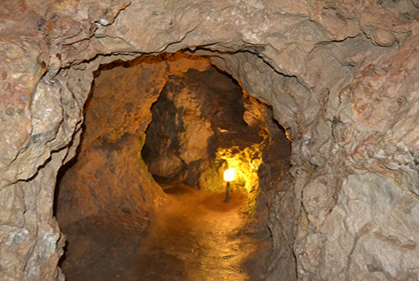 Black Hills Caverns Family 4-pack CAVE TOUR for JUST $31.00! VALUED AT $62.00!