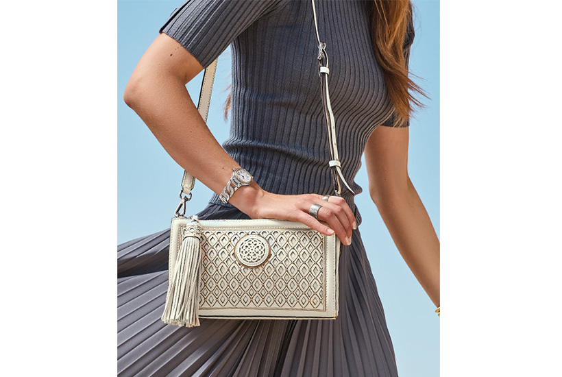Click Big Deals - It's time for a NEW HANDBAG, BACKPACK, OR ACCESSORY at The Handbag Store! Get a $50 voucher ONLY $25 NOW!