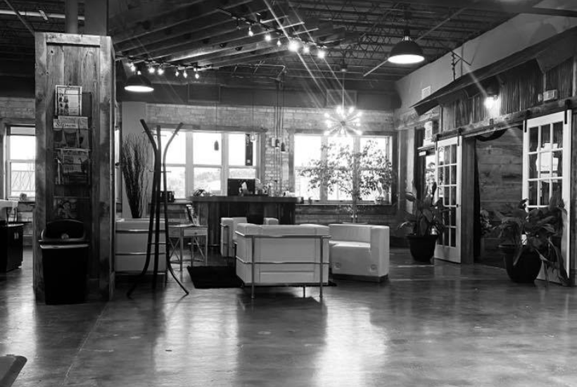 PAMPER YOURSELF with a choice of Color or Highlights WITH a Haircut at Quintessence Salon & Spa! A $200 Value ~ ONLY $100!